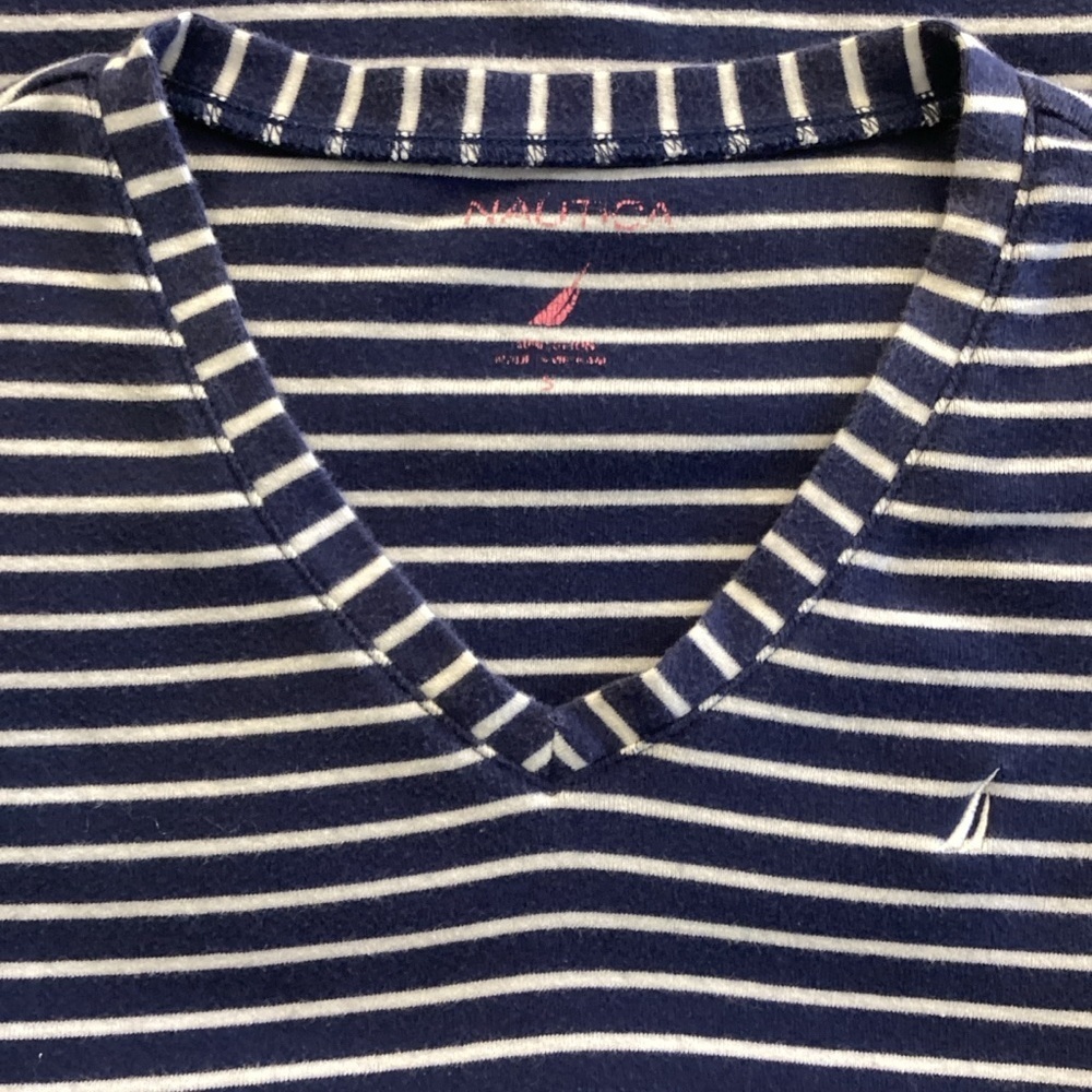 Nautica Women's V-neck Navy and White Striped Tee Sz S